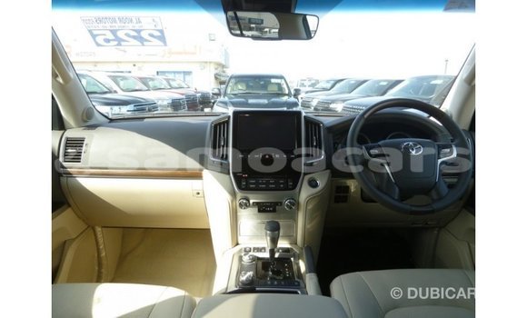 Buy Import Toyota Land Cruiser Black Car in Import - Dubai in A'ana Buy Import Toyota Land Cruiser Black Car in Import - Dubai in A'ana