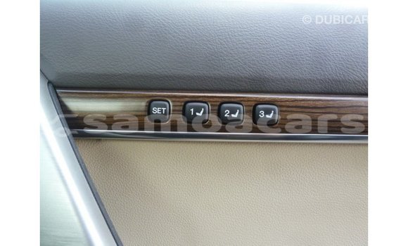 Buy Import Toyota Land Cruiser Black Car in Import - Dubai in A'ana Buy Import Toyota Land Cruiser Black Car in Import - Dubai in A'ana