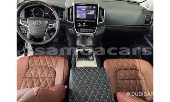 Buy Import Toyota Land Cruiser Black Car in Import - Dubai in A'ana Buy Import Toyota Land Cruiser Black Car in Import - Dubai in A'ana