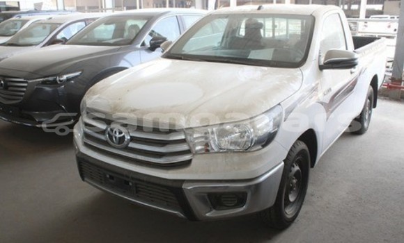 Buy Import Toyota Hilux White Car in Import - Dubai in A'ana Buy Import Toyota Hilux White Car in Import - Dubai in A'ana