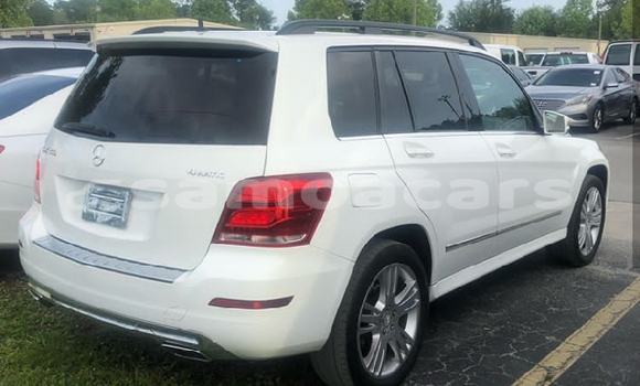 Buy Import Mercedes-Benz ML–Class White Car in Import - Dubai in A'ana Buy Import Mercedes-Benz ML–Class White Car in Import - Dubai in A'ana