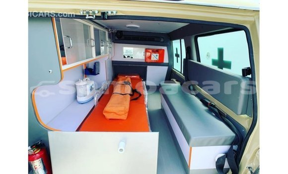 Buy Import Toyota Land Cruiser Beige Car in Import - Dubai in A'ana Buy Import Toyota Land Cruiser Beige Car in Import - Dubai in A'ana