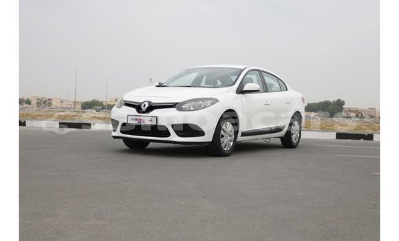 Acheter Import Voiture Renault Fluence Blanc à Import - Dubai, A'ana