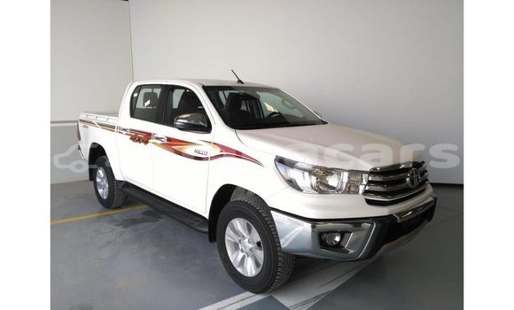 Buy Import Toyota Hilux White Car in Import - Dubai in A'ana Buy Import Toyota Hilux White Car in Import - Dubai in A'ana