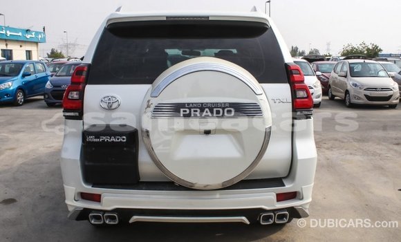 Acheter Import Voiture Toyota Prado Blanc à Import - Dubai, A'ana Acheter Import Voiture Toyota Prado Blanc à Import - Dubai, A'ana