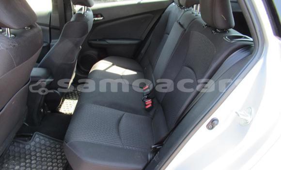 Buy Import Toyota Prius Alpha Silver Car in Import - Dubai in A'ana Buy Import Toyota Prius Alpha Silver Car in Import - Dubai in A'ana