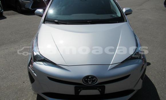 Buy Import Toyota Prius Alpha Silver Car in Import - Dubai in A'ana Buy Import Toyota Prius Alpha Silver Car in Import - Dubai in A'ana