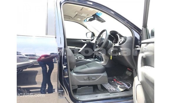 Buy Import Mercedes-Benz 250 Blue Car in Import - Dubai in A'ana Buy Import Mercedes-Benz 250 Blue Car in Import - Dubai in A'ana