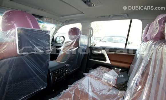 Buy Import Toyota Land Cruiser Black Car in Import - Dubai in A'ana Buy Import Toyota Land Cruiser Black Car in Import - Dubai in A'ana