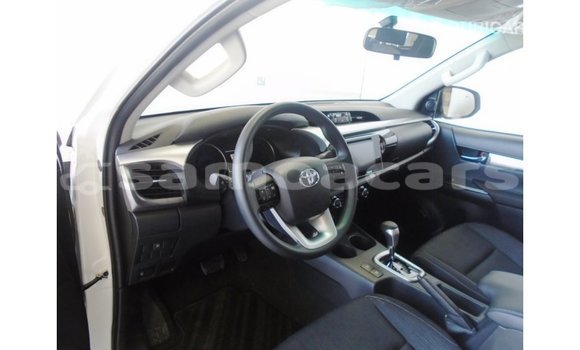Buy Import Toyota Hilux White Car in Import - Dubai in A'ana Buy Import Toyota Hilux White Car in Import - Dubai in A'ana