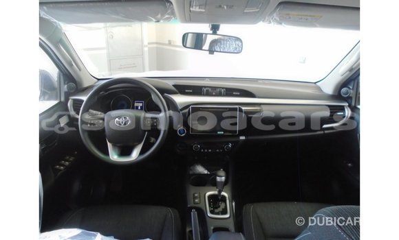 Buy Import Toyota Hilux White Car in Import - Dubai in A'ana Buy Import Toyota Hilux White Car in Import - Dubai in A'ana