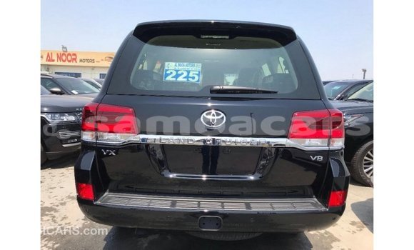 Buy Import Toyota Land Cruiser Black Car in Import - Dubai in A'ana Buy Import Toyota Land Cruiser Black Car in Import - Dubai in A'ana