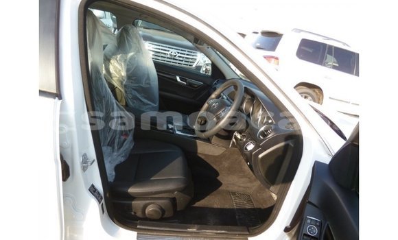 Buy Import Mercedes-Benz 200 White Car in Import - Dubai in A'ana Buy Import Mercedes-Benz 200 White Car in Import - Dubai in A'ana