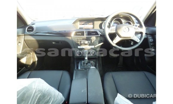 Buy Import Mercedes-Benz 200 White Car in Import - Dubai in A'ana Buy Import Mercedes-Benz 200 White Car in Import - Dubai in A'ana