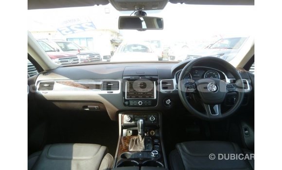 Buy Import Volkswagen Touareg Brown Car in Import - Dubai in A'ana Buy Import Volkswagen Touareg Brown Car in Import - Dubai in A'ana