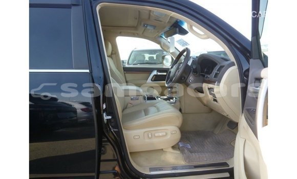 Buy Import Toyota Land Cruiser Black Car in Import - Dubai in A'ana Buy Import Toyota Land Cruiser Black Car in Import - Dubai in A'ana
