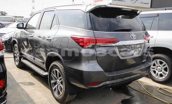 Buy Import Toyota Fortuner Other Car in Import - Dubai in A'ana Buy Import Toyota Fortuner Other Car in Import - Dubai in A'ana