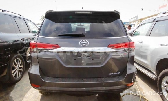 Buy Import Toyota Fortuner Other Car in Import - Dubai in A'ana Buy Import Toyota Fortuner Other Car in Import - Dubai in A'ana