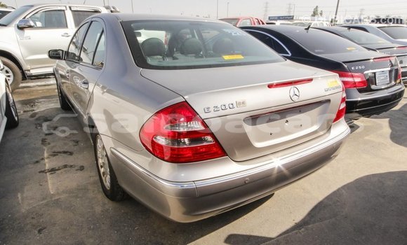 Buy Import Mercedes-Benz 200 Other Car in Import - Dubai in A'ana Buy Import Mercedes-Benz 200 Other Car in Import - Dubai in A'ana