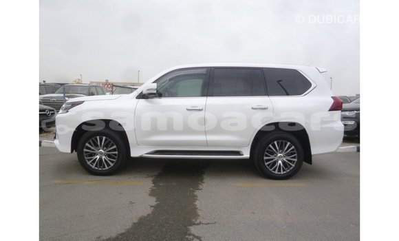 Buy Import Lexus LX White Car in Import - Dubai in A'ana Buy Import Lexus LX White Car in Import - Dubai in A'ana