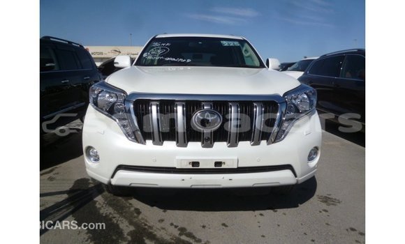 Buy Import Toyota Prado White Car in Import - Dubai in A'ana Buy Import Toyota Prado White Car in Import - Dubai in A'ana