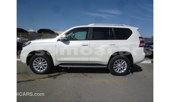 Buy Import Toyota Prado White Car in Import - Dubai in A'ana Buy Import Toyota Prado White Car in Import - Dubai in A'ana