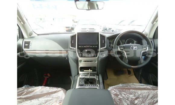 Buy Import Toyota Land Cruiser Other Car in Import - Dubai in A'ana Buy Import Toyota Land Cruiser Other Car in Import - Dubai in A'ana