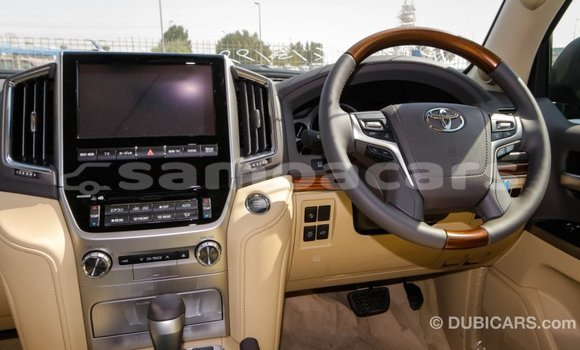 Buy Import Toyota Land Cruiser Black Car in Import - Dubai in A'ana Buy Import Toyota Land Cruiser Black Car in Import - Dubai in A'ana