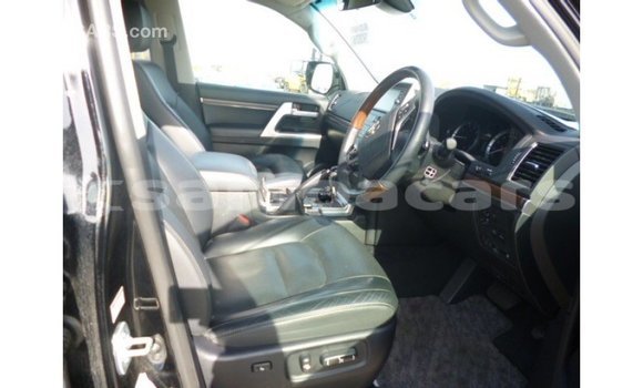 Buy Import Toyota Land Cruiser Black Car in Import - Dubai in A'ana Buy Import Toyota Land Cruiser Black Car in Import - Dubai in A'ana