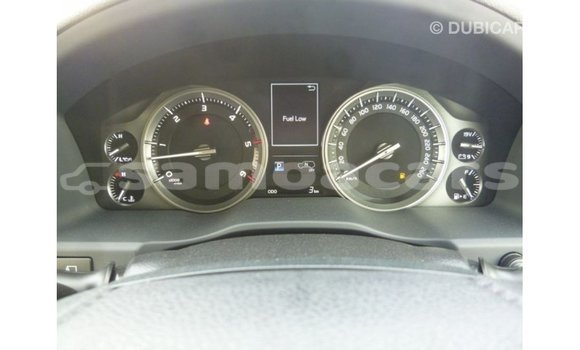 Acheter Import Voiture Toyota Land Cruiser Noir à Import - Dubai, A'ana Acheter Import Voiture Toyota Land Cruiser Noir à Import - Dubai, A'ana