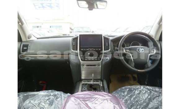Buy Import Toyota Land Cruiser Other Car in Import - Dubai in A'ana Buy Import Toyota Land Cruiser Other Car in Import - Dubai in A'ana