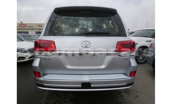 Buy Import Toyota Land Cruiser Other Car in Import - Dubai in A'ana Buy Import Toyota Land Cruiser Other Car in Import - Dubai in A'ana