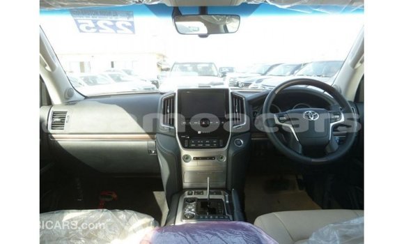 Buy Import Toyota Land Cruiser Black Car in Import - Dubai in A'ana Buy Import Toyota Land Cruiser Black Car in Import - Dubai in A'ana