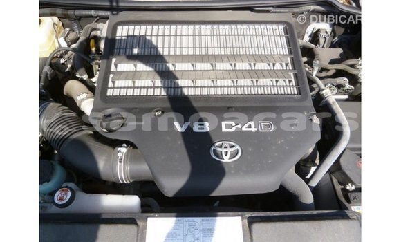 Buy Import Toyota Land Cruiser Other Car in Import - Dubai in A'ana Buy Import Toyota Land Cruiser Other Car in Import - Dubai in A'ana