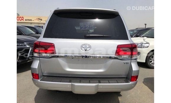 Buy Import Toyota Land Cruiser Other Car in Import - Dubai in A'ana Buy Import Toyota Land Cruiser Other Car in Import - Dubai in A'ana