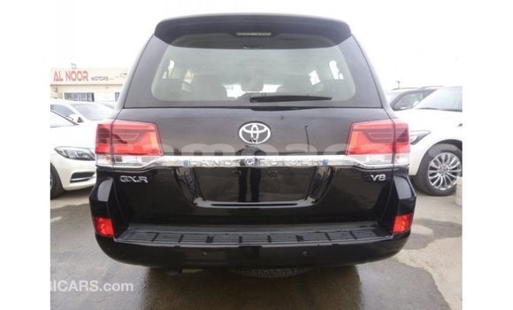 Buy Import Toyota Land Cruiser Black Car in Import - Dubai in A'ana Buy Import Toyota Land Cruiser Black Car in Import - Dubai in A'ana