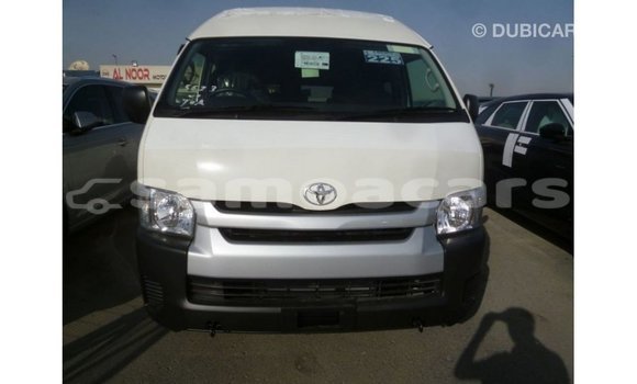 Acheter Import Voiture Toyota Hiace Blanc à Import - Dubai, A'ana Acheter Import Voiture Toyota Hiace Blanc à Import - Dubai, A'ana