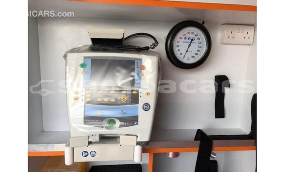 Buy Import Toyota Hiace White Car in Import - Dubai in A'ana Buy Import Toyota Hiace White Car in Import - Dubai in A'ana