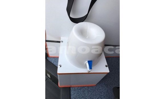 Buy Import Toyota Hiace White Car in Import - Dubai in A'ana Buy Import Toyota Hiace White Car in Import - Dubai in A'ana