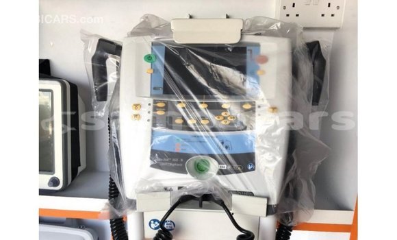 Buy Import Toyota Hiace White Car in Import - Dubai in A'ana Buy Import Toyota Hiace White Car in Import - Dubai in A'ana