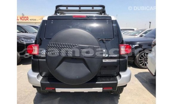 Buy Import Toyota FJ Cruiser Black Car in Import - Dubai in A'ana Buy Import Toyota FJ Cruiser Black Car in Import - Dubai in A'ana