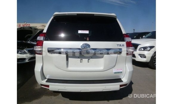 Buy Import Toyota Prado White Car in Import - Dubai in A'ana Buy Import Toyota Prado White Car in Import - Dubai in A'ana