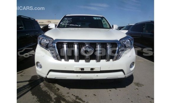 Buy Import Toyota Prado White Car in Import - Dubai in A'ana Buy Import Toyota Prado White Car in Import - Dubai in A'ana