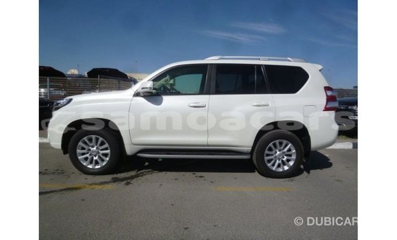Buy Import Toyota Prado White Car in Import - Dubai in A'ana Buy Import Toyota Prado White Car in Import - Dubai in A'ana