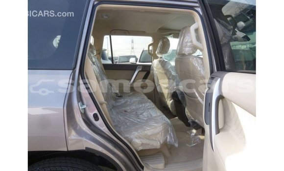 Acheter Import Voiture Toyota Prado Autre à Import - Dubai, A'ana Acheter Import Voiture Toyota Prado Autre à Import - Dubai, A'ana
