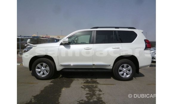 Buy Import Toyota Prado White Car in Import - Dubai in A'ana Buy Import Toyota Prado White Car in Import - Dubai in A'ana