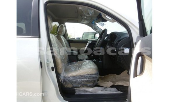 Buy Import Toyota Prado White Car in Import - Dubai in A'ana Buy Import Toyota Prado White Car in Import - Dubai in A'ana