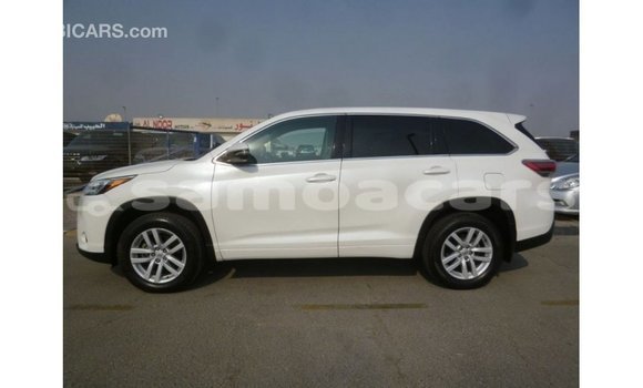 Buy Import Toyota Kluger White Car in Import - Dubai in A'ana Buy Import Toyota Kluger White Car in Import - Dubai in A'ana