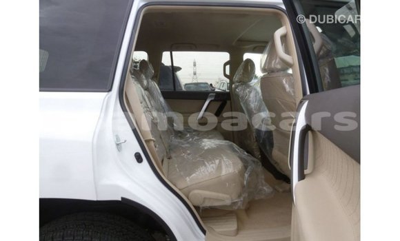 Buy Import Toyota Prado White Car in Import - Dubai in A'ana Buy Import Toyota Prado White Car in Import - Dubai in A'ana