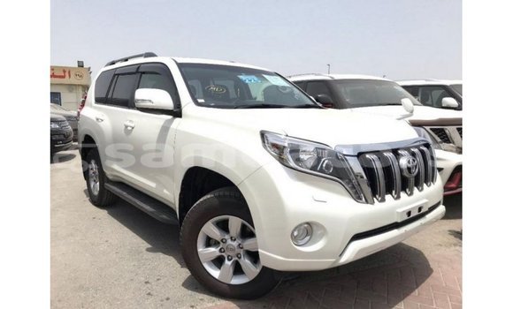 Buy Import Toyota Prado White Car in Import - Dubai in A'ana Buy Import Toyota Prado White Car in Import - Dubai in A'ana